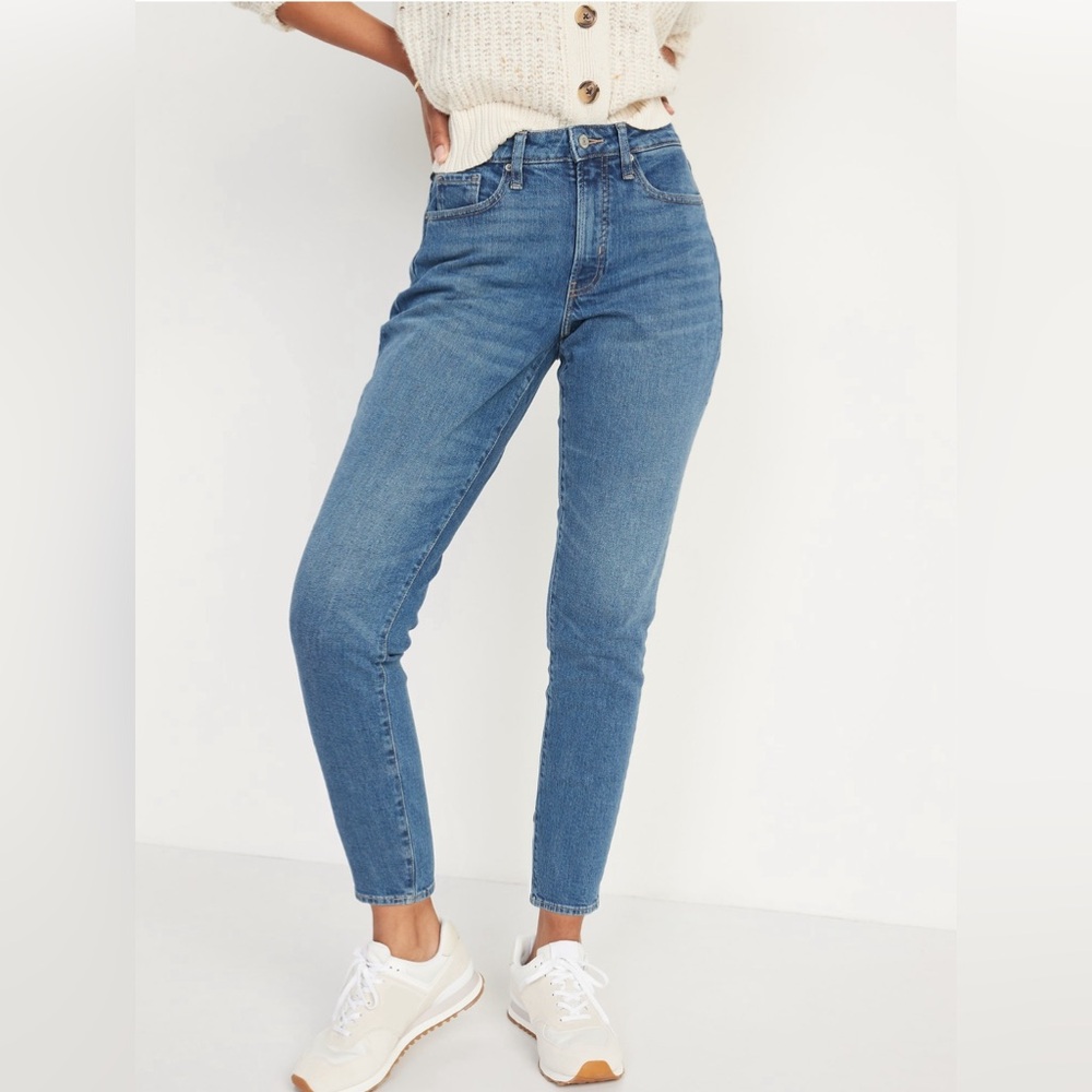 Old navy high rise curvy OG straight, size 4